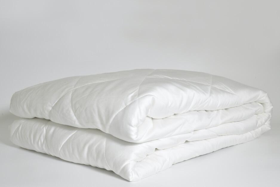white-blanket